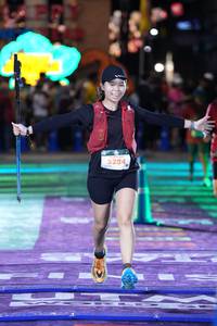 BIB: 5284
                            <button type="button" onclick="openModal(26221488)" class="btn btn-primary btn-sm float-right btn-popup" data-toggle="modal" data-target=".modal-high-quality">
                        <i class="fas fa-shopping-cart"></i> Add to Cart
                    </button>
                                            <button type="button" onclick="isThisMe(26221488, true)" class="btn btn-success btn-sm float-right btn-popup btn-isme hidden" data-toggle="tooltip" data-placement="bottom" title="นี่คือรูปของคุณใช่ไหม คลิกที่นี่เพื่อเอาเข้าอัลบั้ม">
                        <i class="fas fa-plus"></i> Add to album
                    </button>
                    <button type="button" onclick="isThisMe(26221488, false)" class="btn btn-warning btn-sm float-right btn-popup btn-isnotme hidden">
                        <i class="fas fa-ban"></i> Remove from album
                    </button>